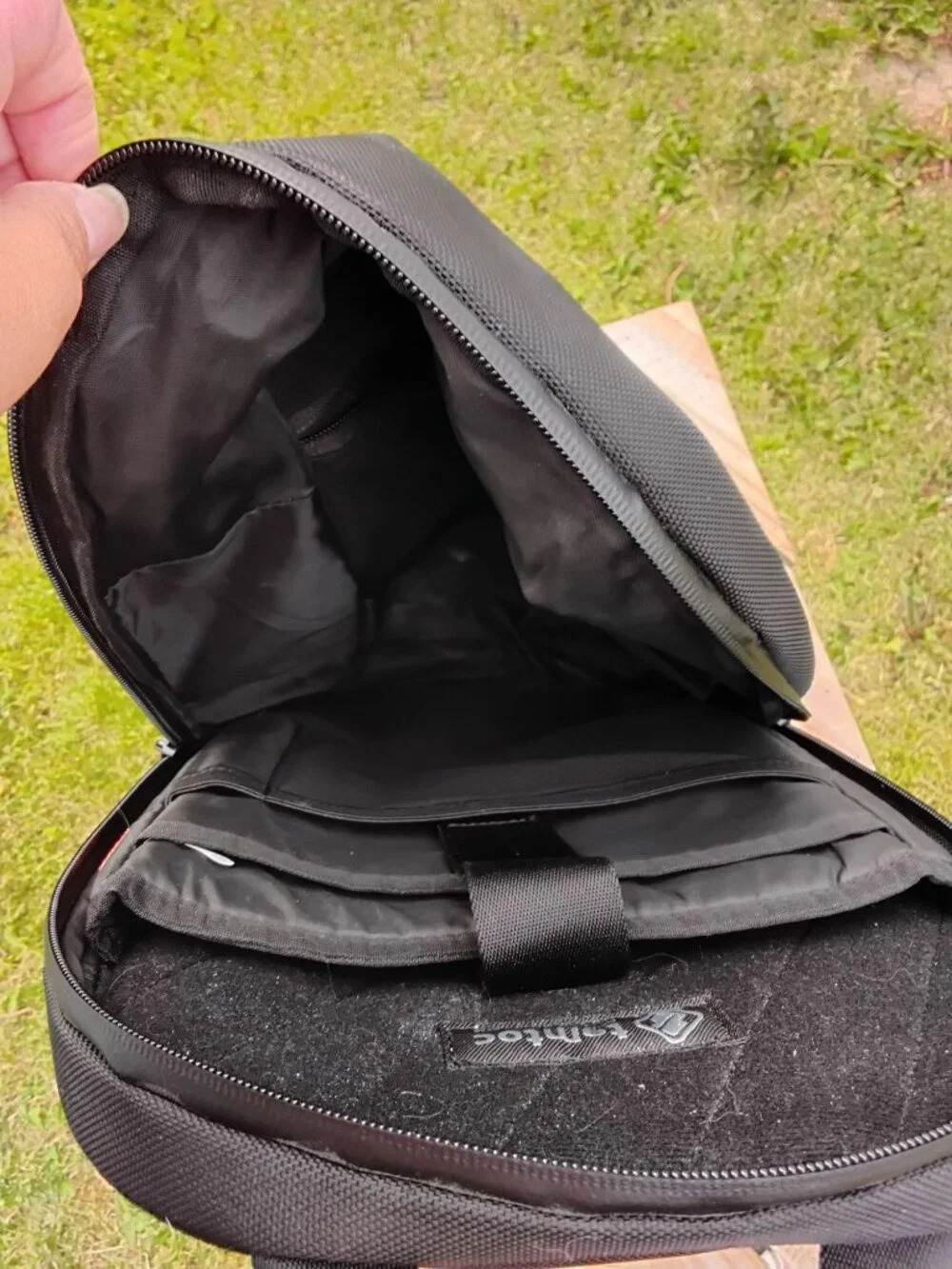 Tomtoc Navigator-T24 Sling Bag 7L